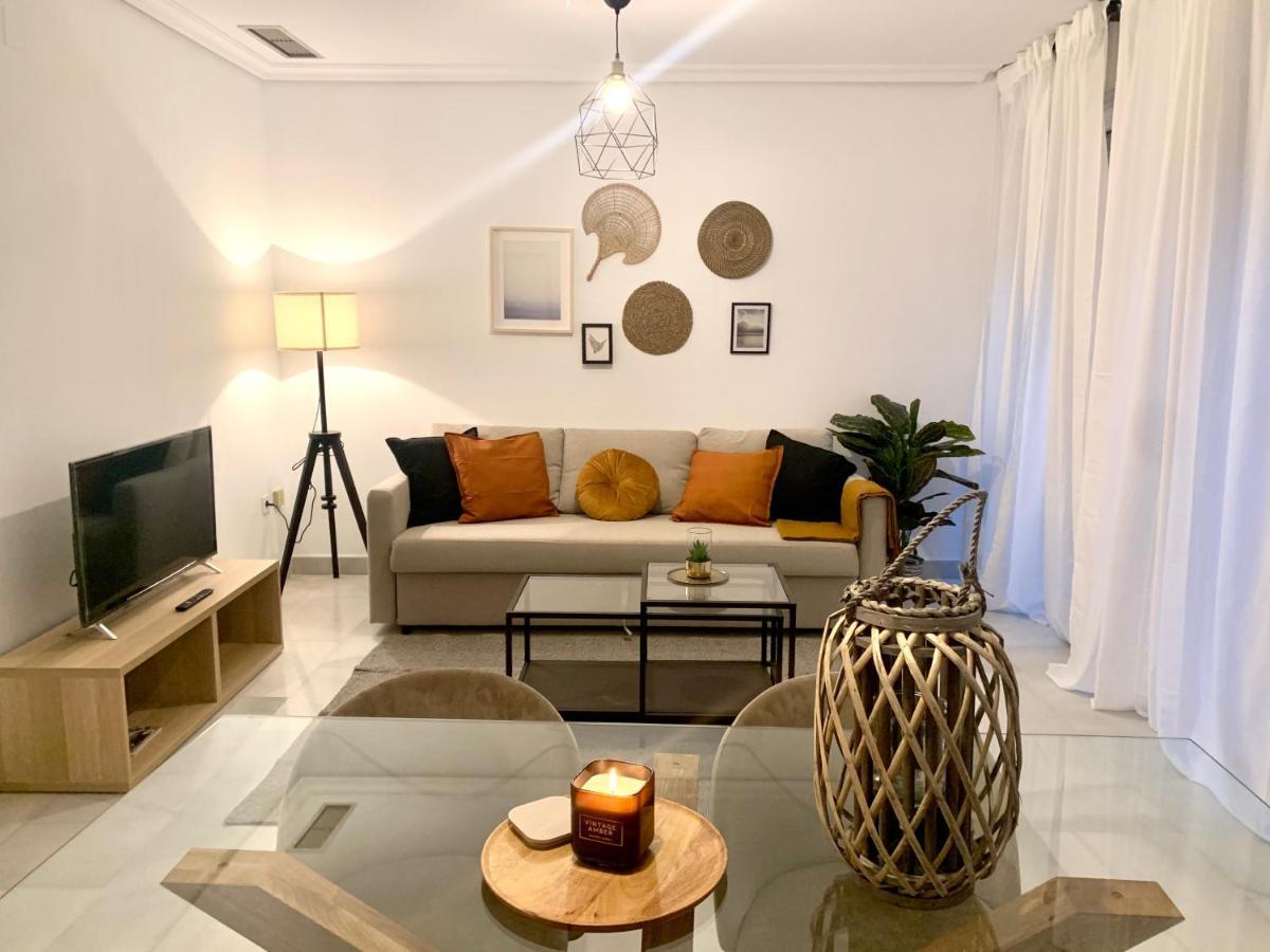 Homely Larios Appartement *